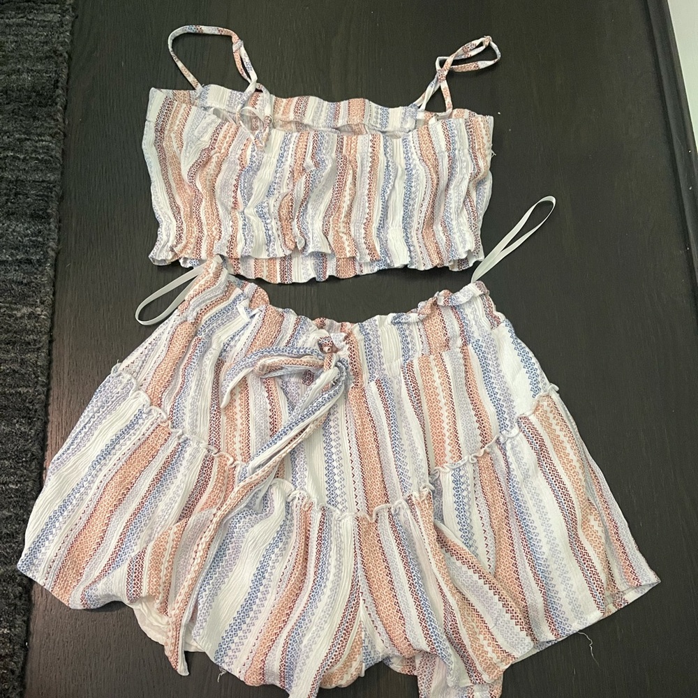 Multicolor set (crop top and skirt)